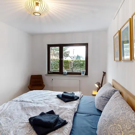 Gemuetliche 아파트 *